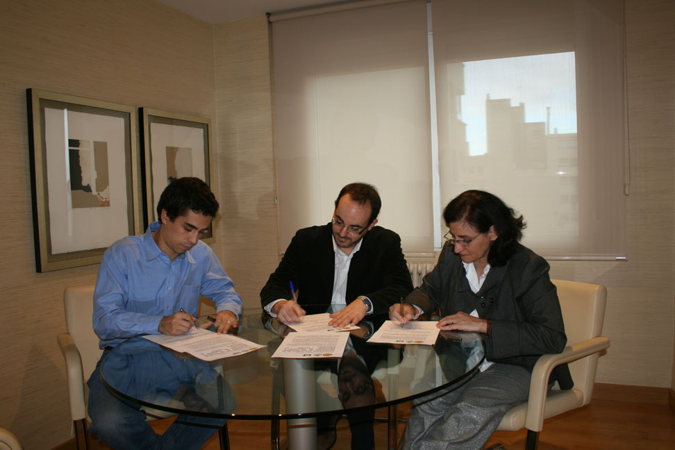 Foto de la firma del comunicado